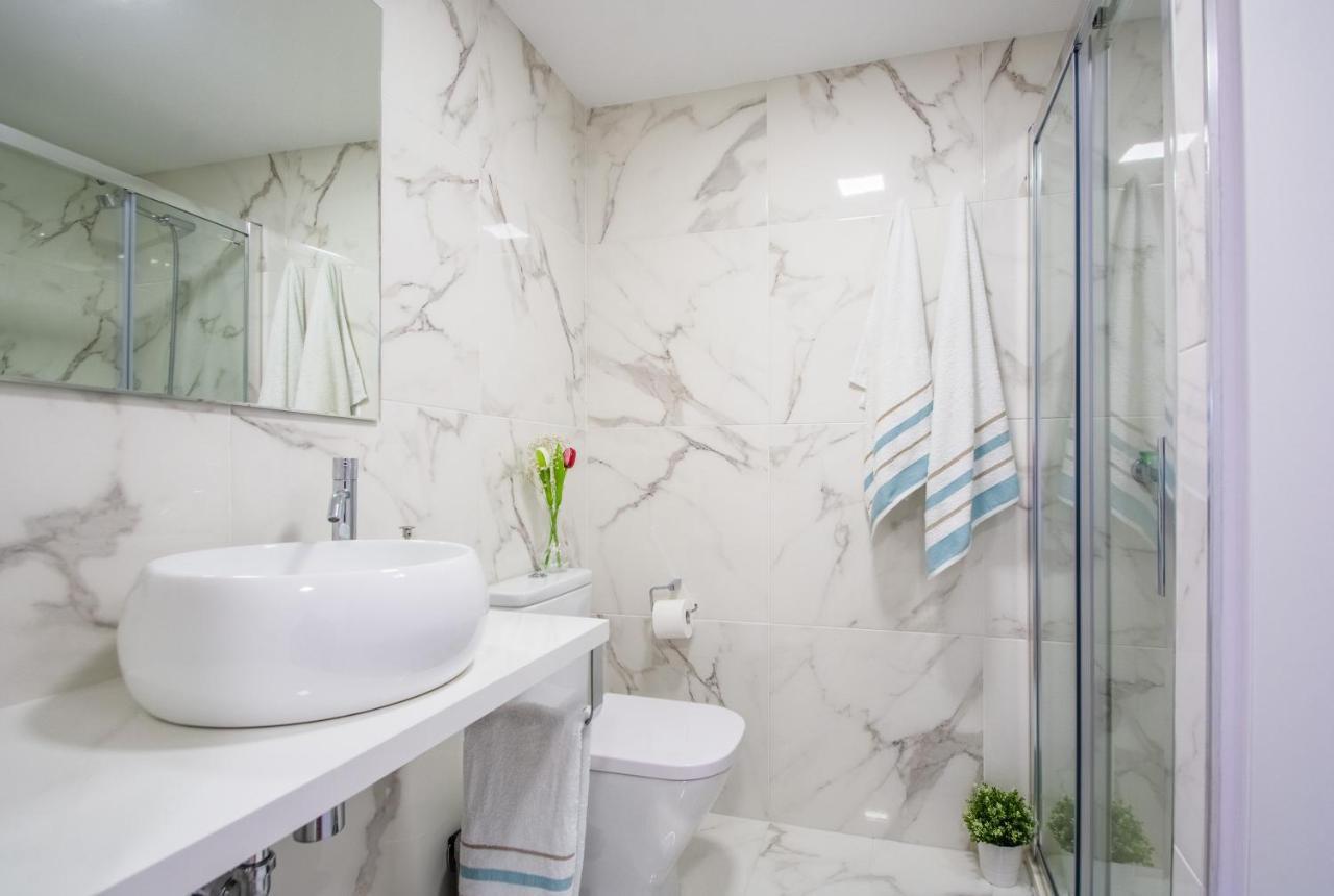 Esmeralda, Pet Friendly, Sea View, Wifi, Near The Beach Apartment La Cala De Mijas Bagian luar foto